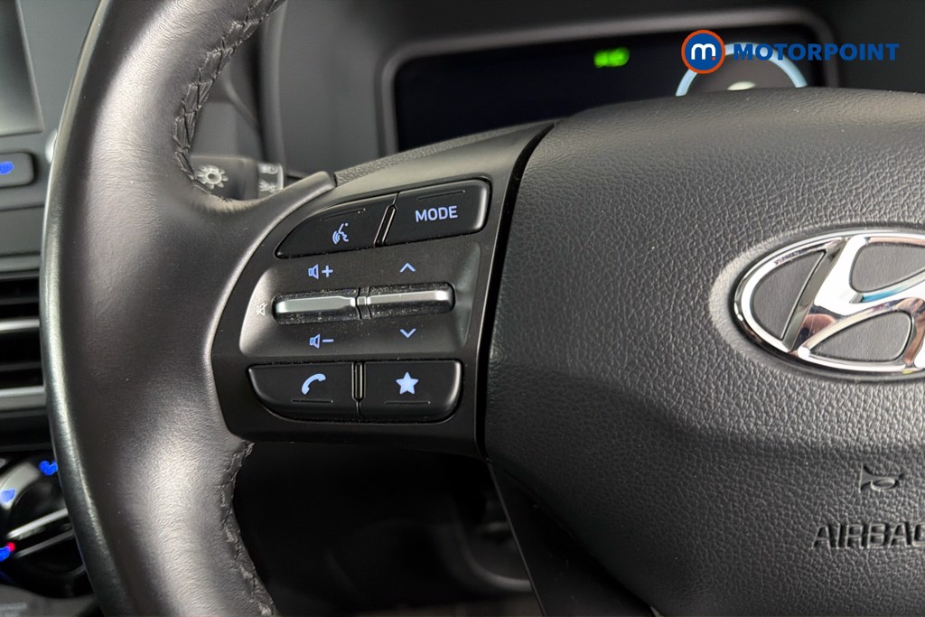 Hyundai Kona Se Connect Manual Petrol SUV - Stock Number (1649356) - 3rd supplementary image