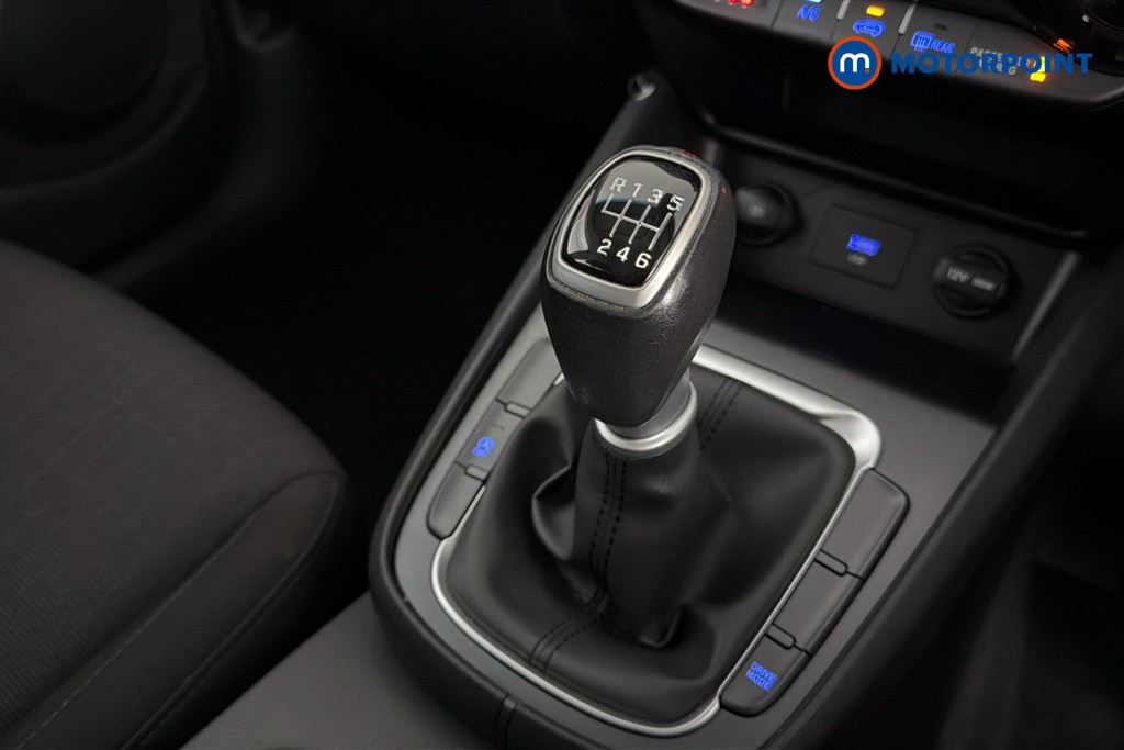 Hyundai Kona Se Connect Manual Petrol SUV - Stock Number (1649356) - 15th supplementary image