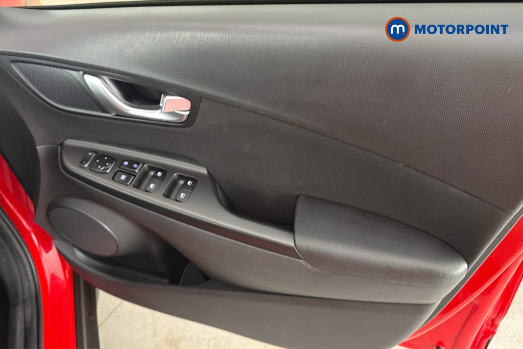 Hyundai Kona Se Connect Manual Petrol SUV - Stock Number (1649356) - 19th supplementary image
