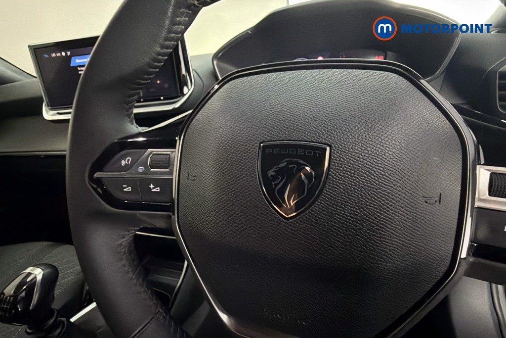 Peugeot 2008 Allure Manual Petrol SUV - Stock Number (1649468) - 5th supplementary image