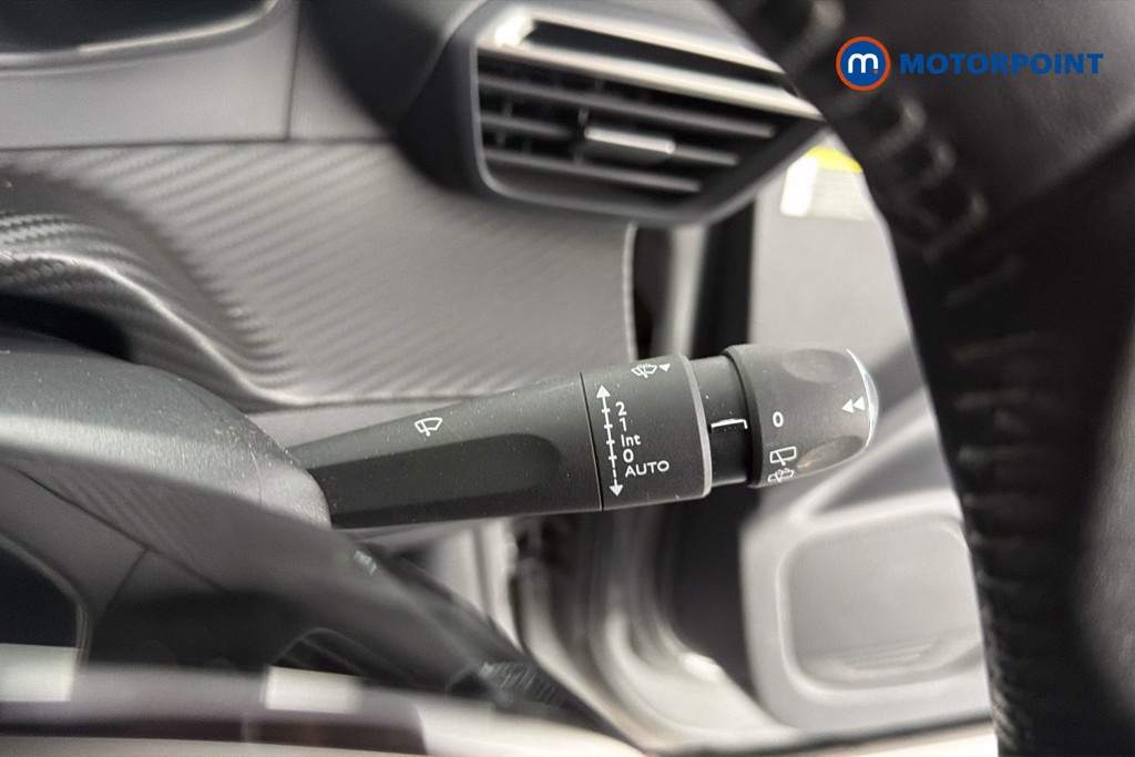 Peugeot 2008 Allure Manual Petrol SUV - Stock Number (1649468) - 7th supplementary image