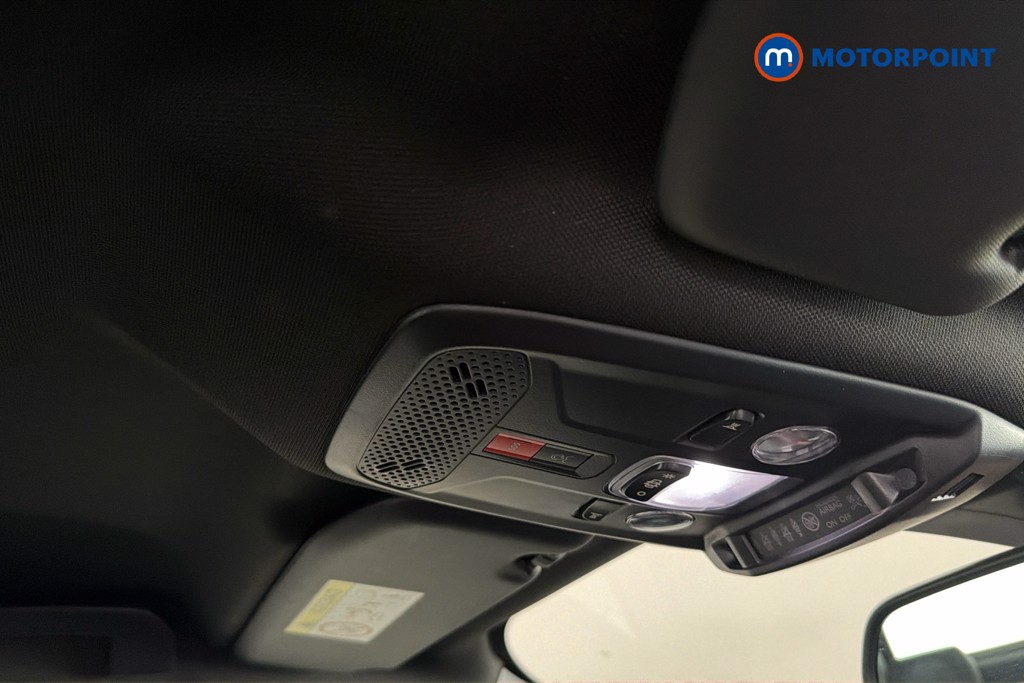 Peugeot 2008 Allure Manual Petrol SUV - Stock Number (1649468) - 32nd supplementary image