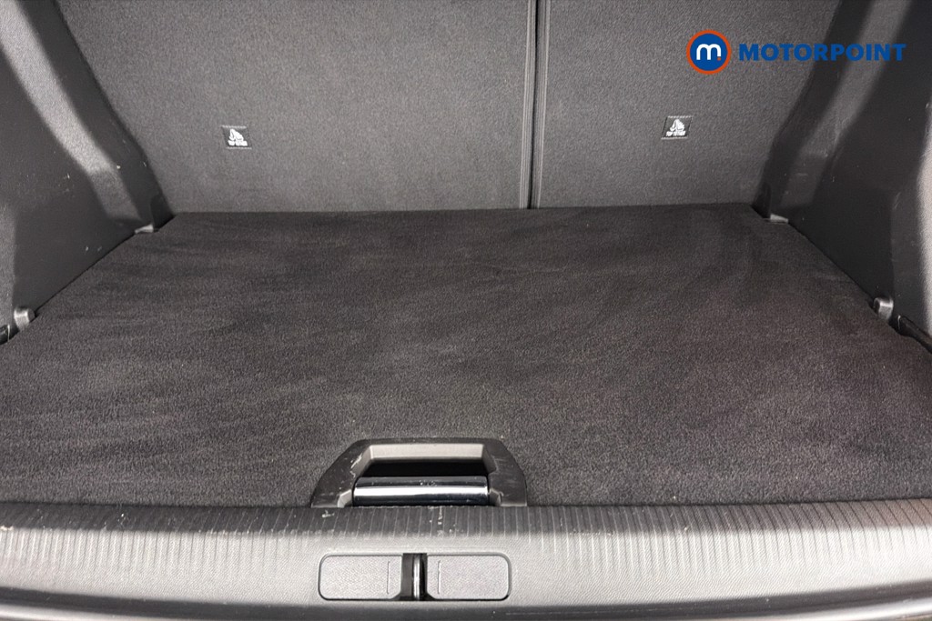 Peugeot 2008 Allure Manual Petrol SUV - Stock Number (1649468) - 33rd supplementary image
