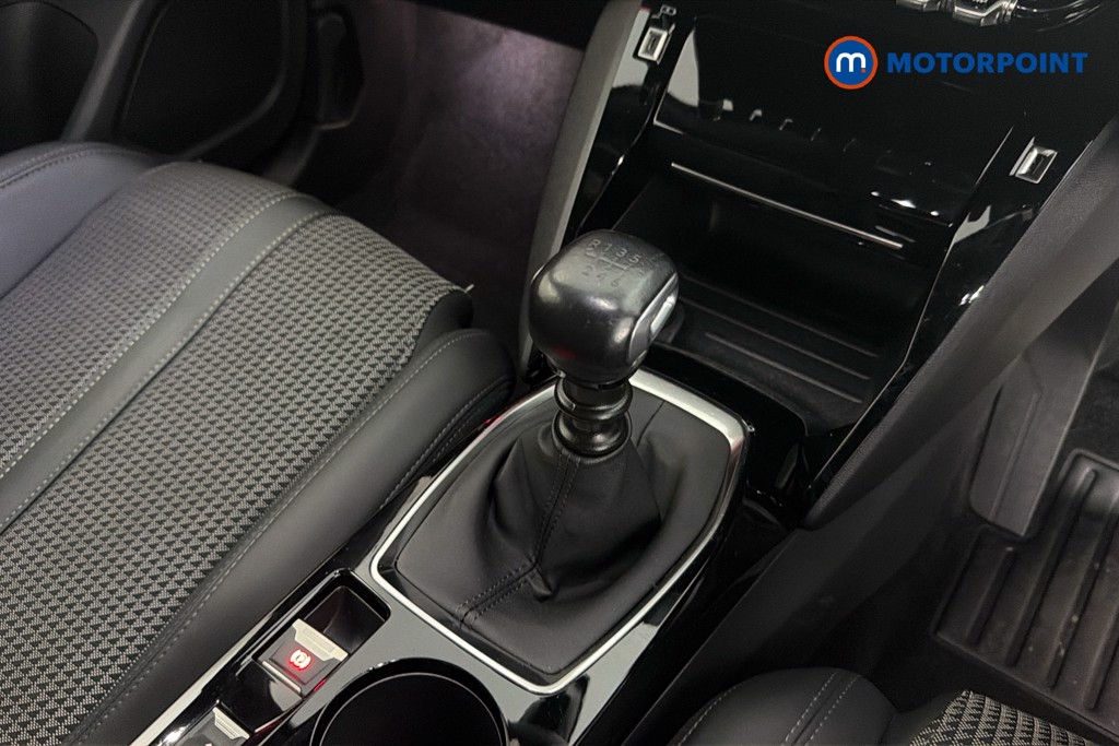 Peugeot 2008 GT Manual Petrol SUV - Stock Number (1649506) - 15th supplementary image