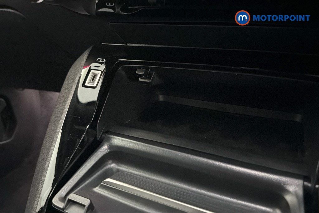 Peugeot 2008 GT Manual Petrol SUV - Stock Number (1649506) - 17th supplementary image