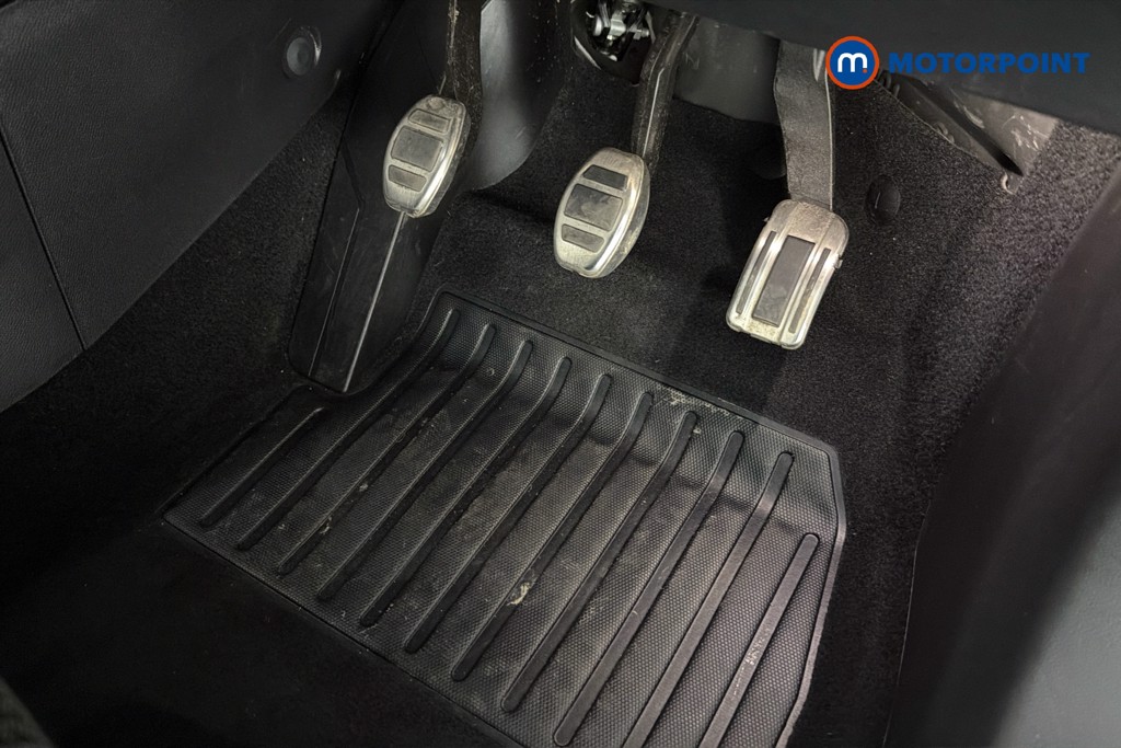 Peugeot 2008 GT Manual Petrol SUV - Stock Number (1649506) - 27th supplementary image