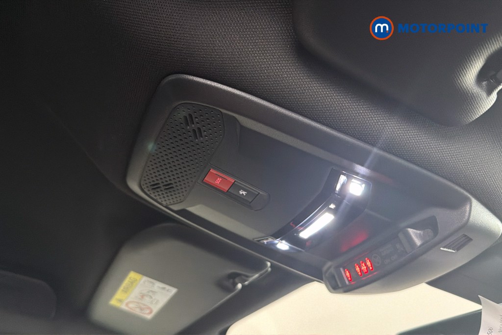 Peugeot 2008 GT Manual Petrol SUV - Stock Number (1649506) - 32nd supplementary image