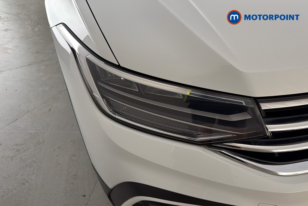 Volkswagen Tiguan Allspace Life Manual Petrol SUV - Stock Number (1649992) - 44th supplementary image