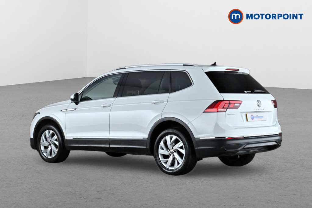 Volkswagen Tiguan Allspace Life Manual Petrol SUV - Stock Number (1649992) - Passenger side rear corner