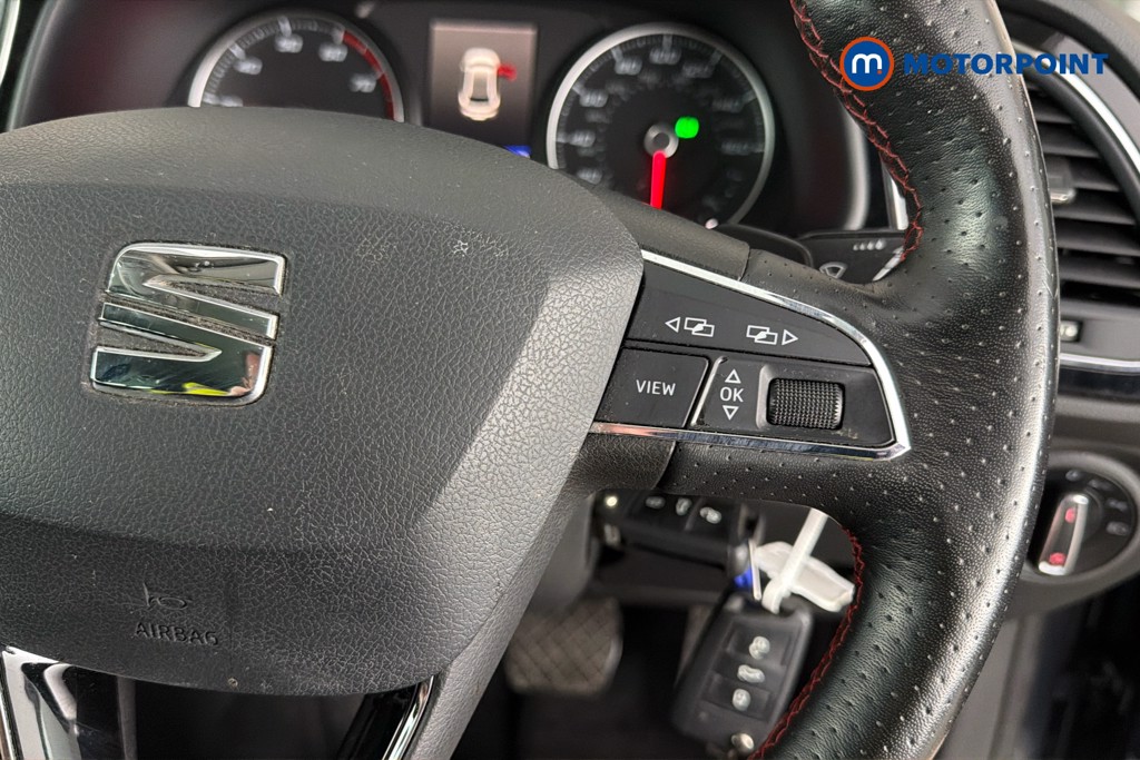 Seat Leon FR Automatic Petrol Hatchback - Stock Number (1650381) - 4th supplementary image