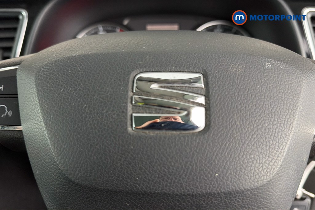 Seat Leon FR Automatic Petrol Hatchback - Stock Number (1650381) - 5th supplementary image