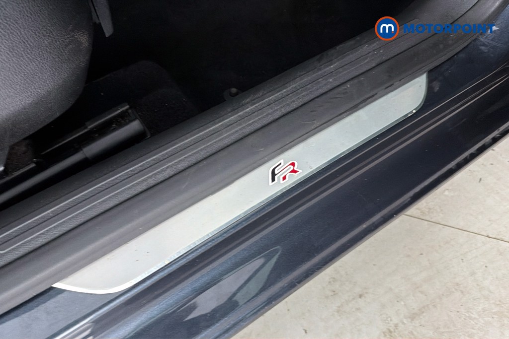 Seat Leon FR Automatic Petrol Hatchback - Stock Number (1650381) - 21st supplementary image