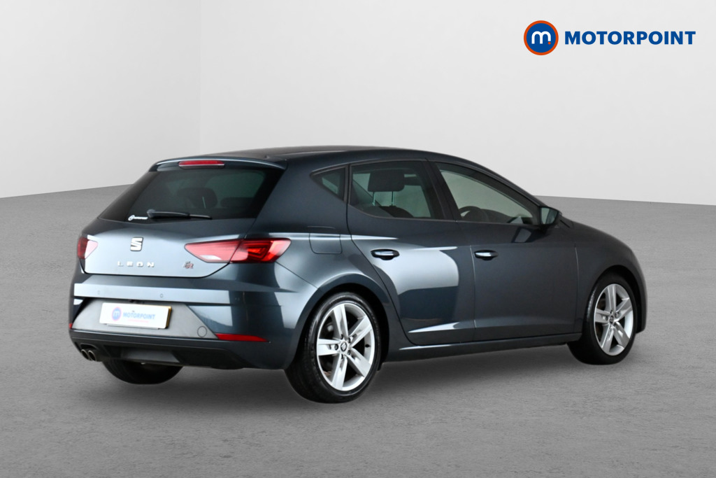 Seat Leon FR Automatic Petrol Hatchback - Stock Number (1650381) - Drivers side rear corner