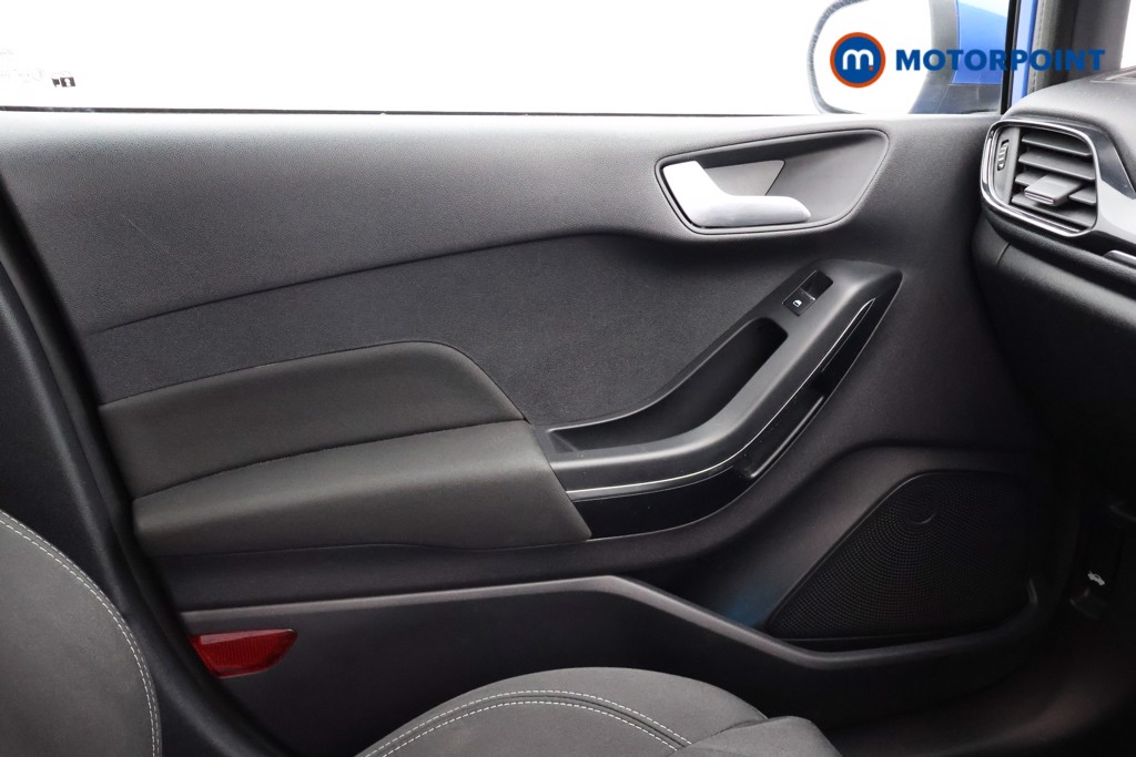 Ford Fiesta Titanium Manual Petrol Hatchback - Stock Number (1650770) - 11th supplementary image