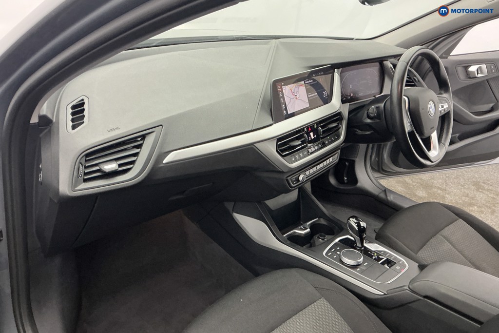 BMW 1 Series SE Automatic Diesel Hatchback - Stock Number (1650829) - 9th supplementary image