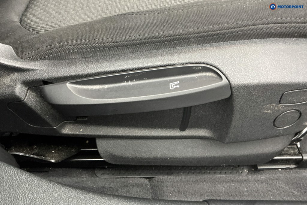 BMW 1 Series SE Automatic Diesel Hatchback - Stock Number (1650829) - 23rd supplementary image