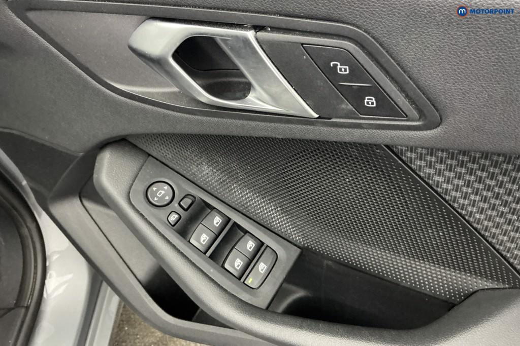 BMW 1 Series SE Automatic Diesel Hatchback - Stock Number (1650829) - 25th supplementary image