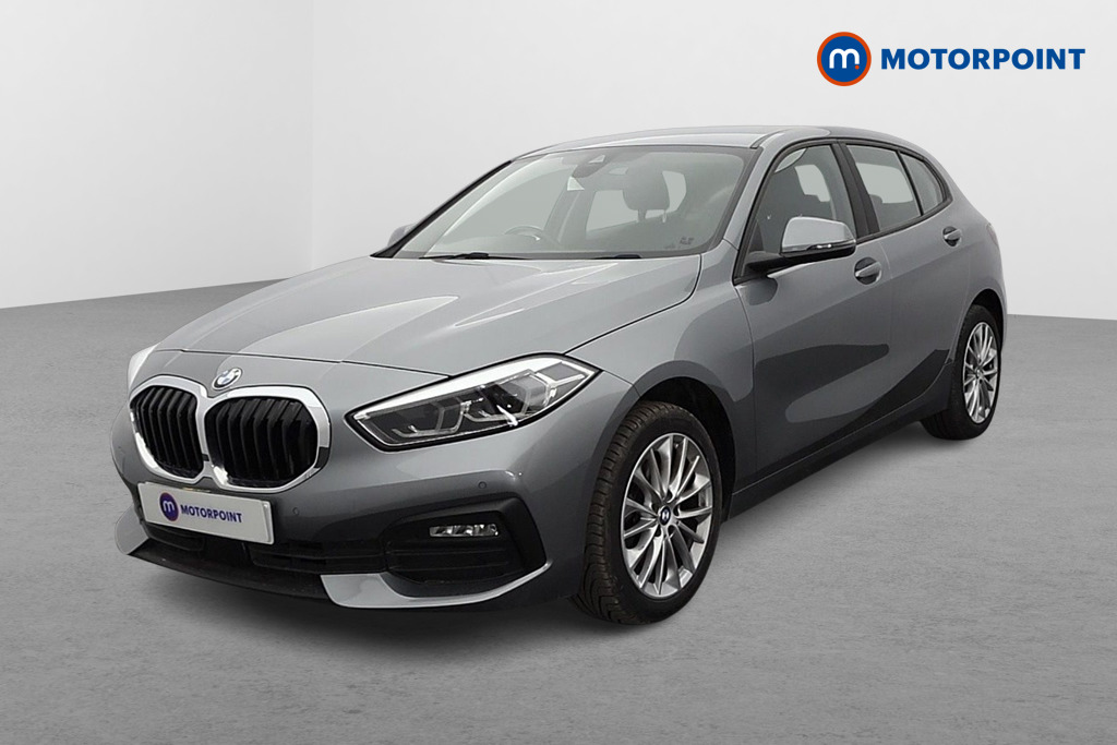 BMW 1 Series SE Automatic Diesel Hatchback - Stock Number (1650829) - Passenger side front corner