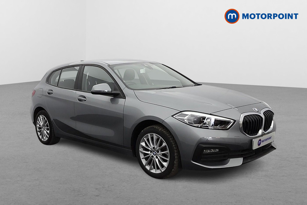 BMW 1 Series SE Automatic Diesel Hatchback - Stock Number (1650829) - Drivers side front corner