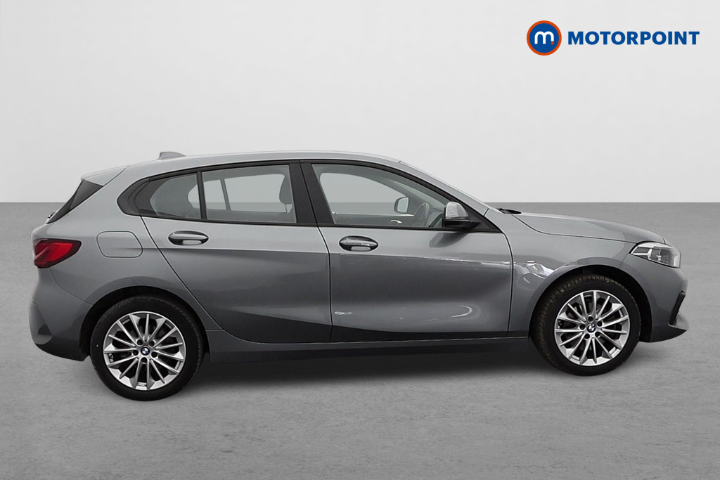 BMW 1 Series SE Automatic Diesel Hatchback - Stock Number (1650829) - Drivers side