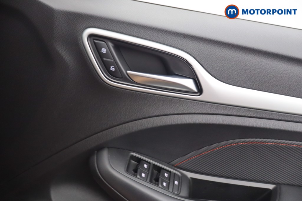 Mg Motor Uk ZS Exclusive Manual Petrol SUV - Stock Number (1650890) - 9th supplementary image