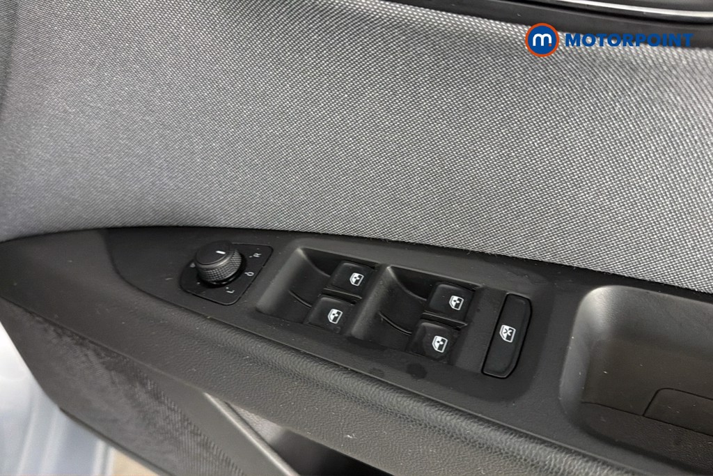 Seat Leon SE Manual Petrol Hatchback - Stock Number (1650922) - 20th supplementary image