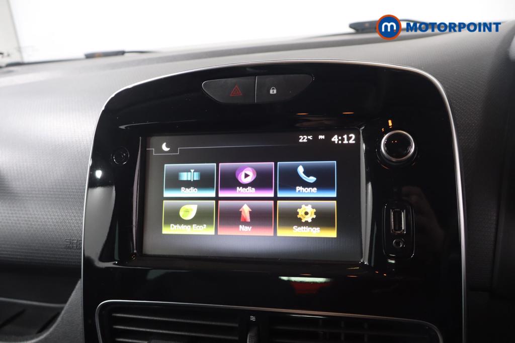 Renault Clio Iconic Manual Diesel Hatchback - Stock Number (1651125) - 17th supplementary image