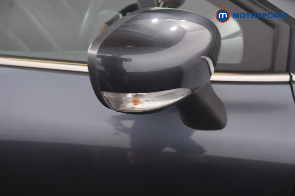 Renault Clio Iconic Manual Diesel Hatchback - Stock Number (1651125) - 19th supplementary image