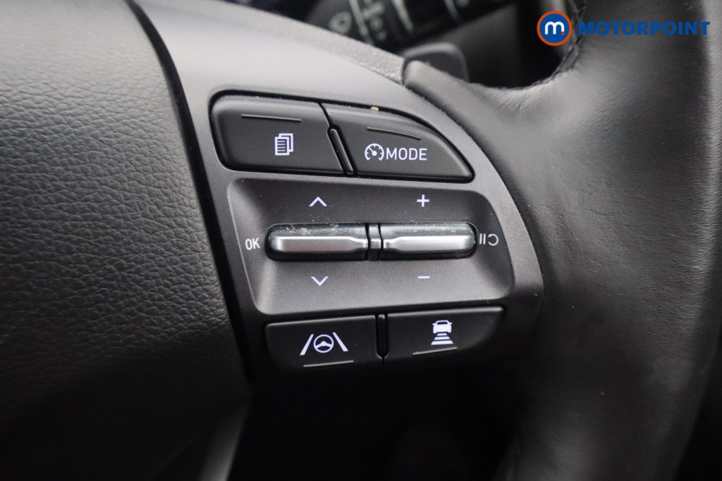 Hyundai Kona Premium Automatic Petrol-Electric Hybrid SUV - Stock Number (1651470) - 4th supplementary image