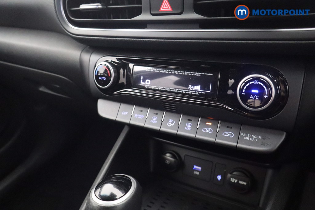 Hyundai Kona Premium Automatic Petrol-Electric Hybrid SUV - Stock Number (1651470) - 7th supplementary image