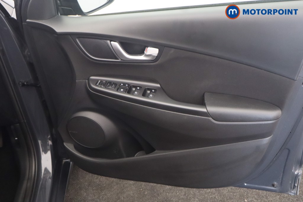 Hyundai Kona Premium Automatic Petrol-Electric Hybrid SUV - Stock Number (1651470) - 16th supplementary image