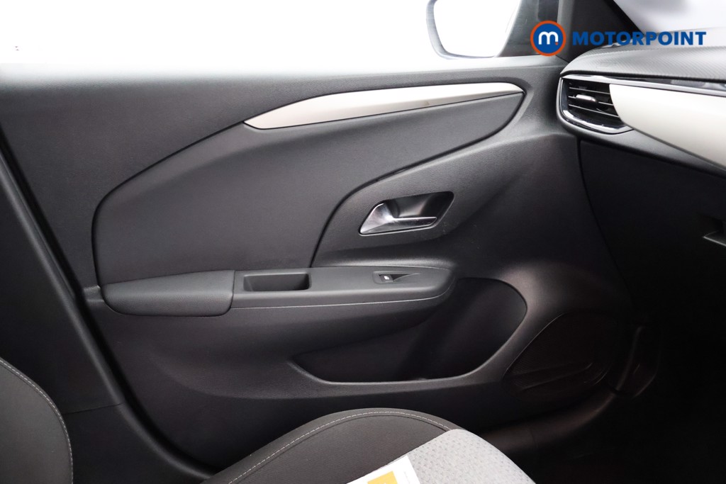 Vauxhall Corsa Design Manual Petrol Hatchback - Stock Number (1651868) - 11th supplementary image