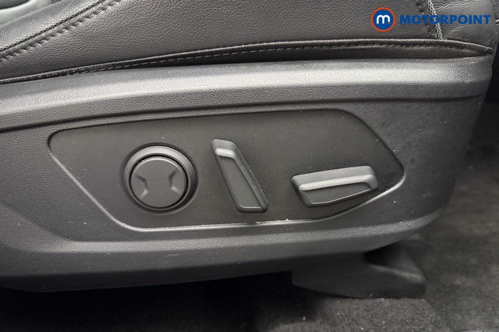Hyundai Tucson Ultimate Manual Petrol SUV - Stock Number (1652987) - 15th supplementary image