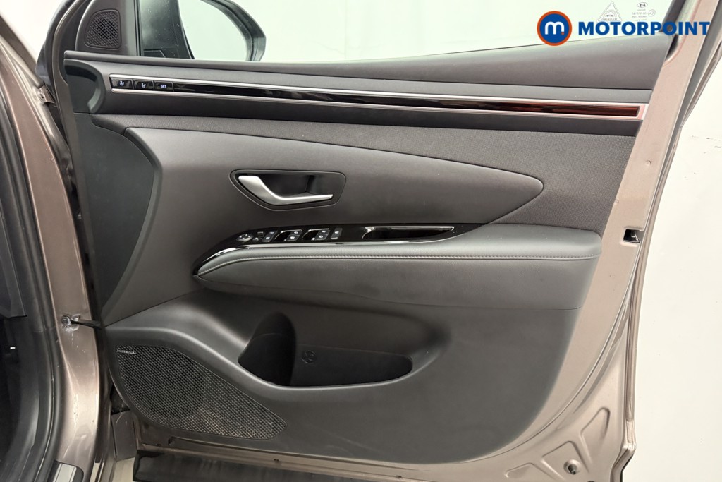 Hyundai Tucson Ultimate Manual Petrol SUV - Stock Number (1652987) - 16th supplementary image
