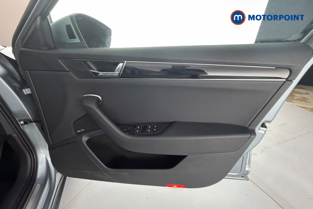 Skoda Superb Laurin -Plus Klement Automatic Petrol Plug-In Hybrid Estate - Stock Number (1653041) - 19th supplementary image