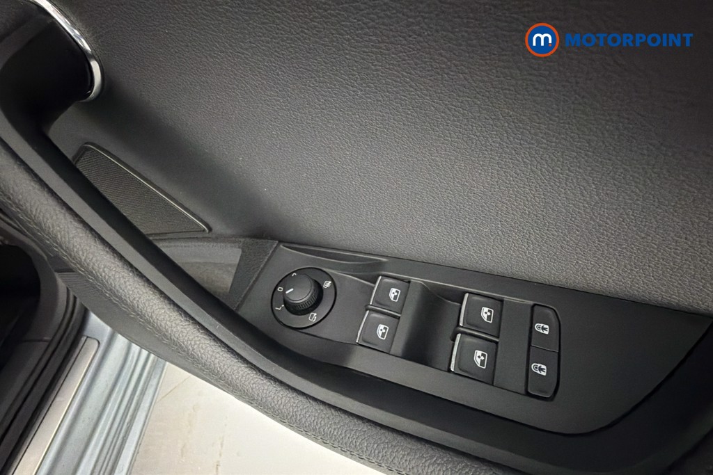 Skoda Superb Laurin -Plus Klement Automatic Petrol Plug-In Hybrid Estate - Stock Number (1653041) - 20th supplementary image