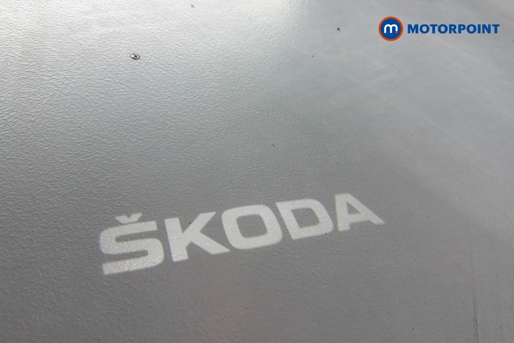 Skoda Superb Laurin -Plus Klement Automatic Petrol Plug-In Hybrid Estate - Stock Number (1653041) - 26th supplementary image