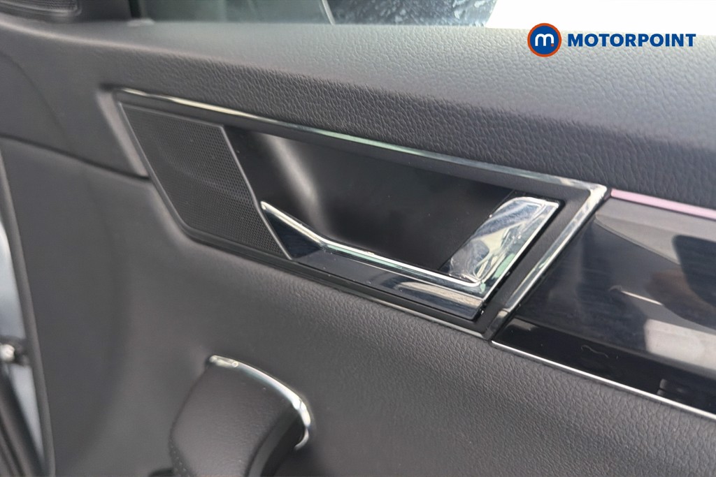 Skoda Superb Laurin -Plus Klement Automatic Petrol Plug-In Hybrid Estate - Stock Number (1653041) - 42nd supplementary image