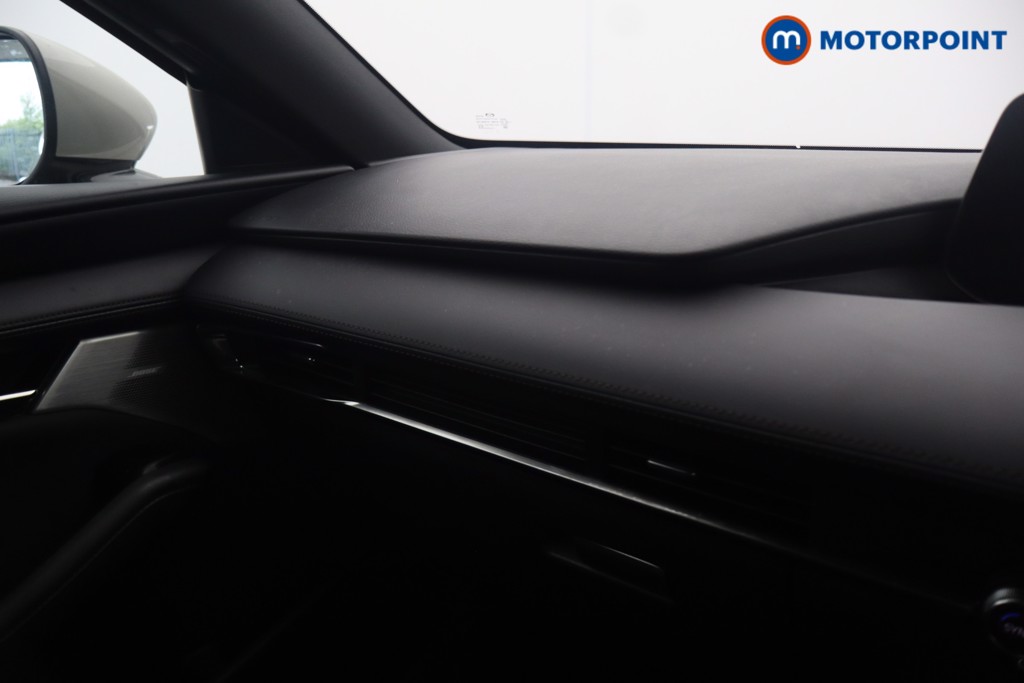 Mazda 3 Exclusive-Line Manual Petrol Hatchback - Stock Number (1653211) - 9th supplementary image
