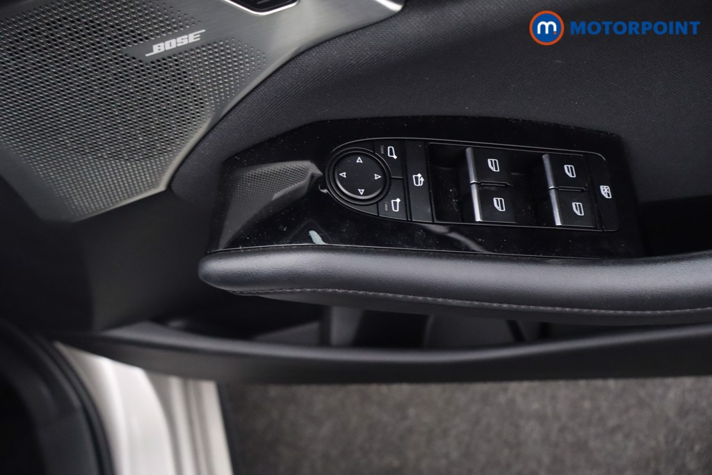 Mazda 3 Exclusive-Line Manual Petrol Hatchback - Stock Number (1653211) - 11th supplementary image