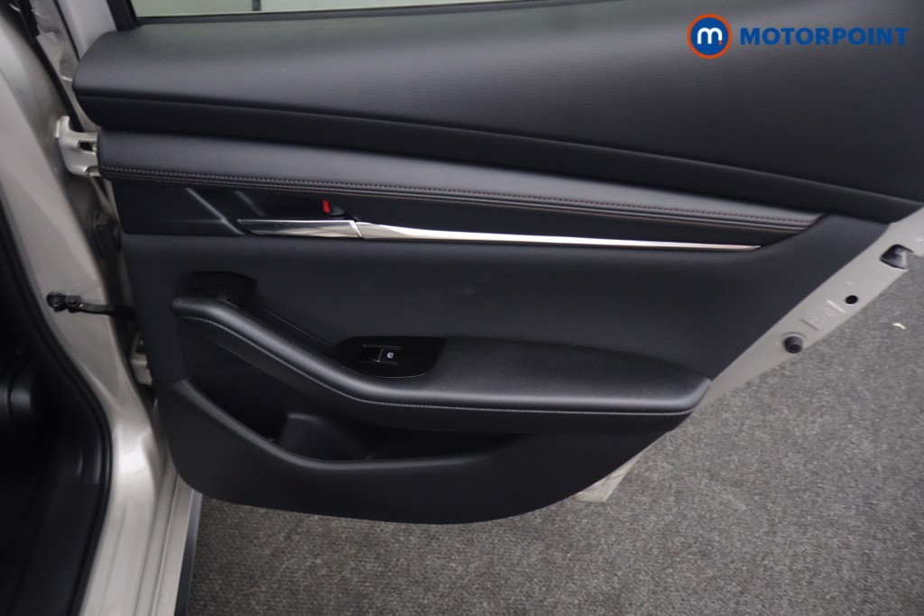 Mazda 3 Exclusive-Line Manual Petrol Hatchback - Stock Number (1653211) - 18th supplementary image