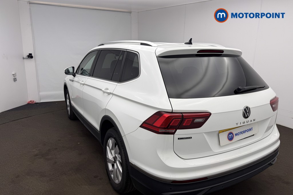 Volkswagen Tiguan Allspace Life Automatic Petrol SUV - Stock Number (1653329) - 5th supplementary image