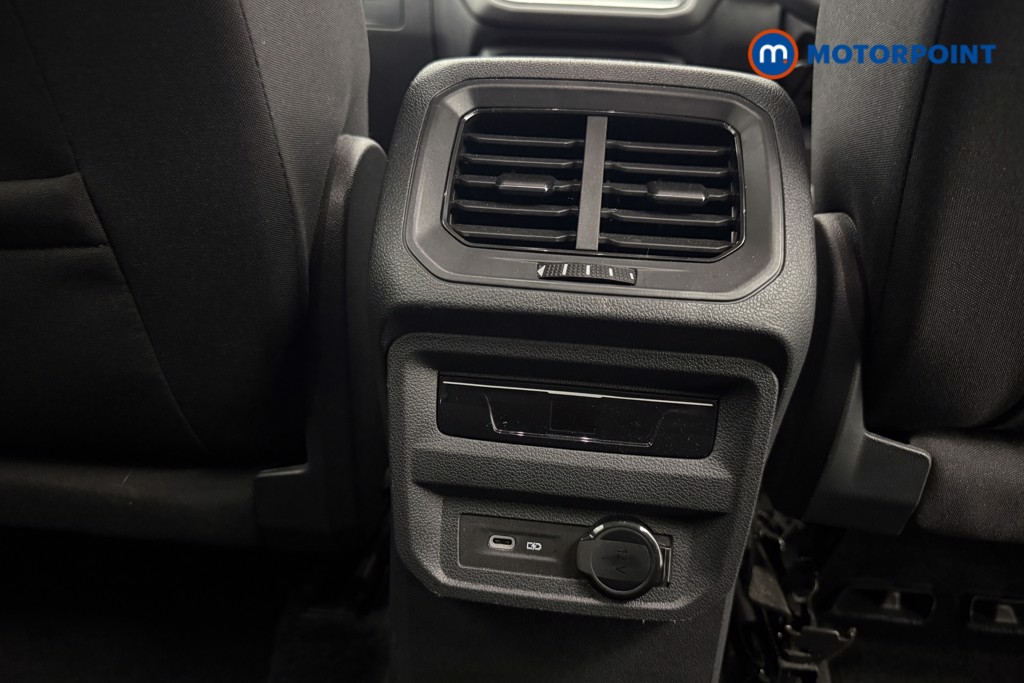 Volkswagen Tiguan Allspace Life Automatic Petrol SUV - Stock Number (1653329) - 18th supplementary image