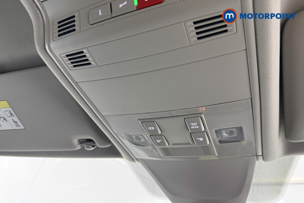 Volkswagen Tiguan Allspace Life Automatic Petrol SUV - Stock Number (1653329) - 36th supplementary image
