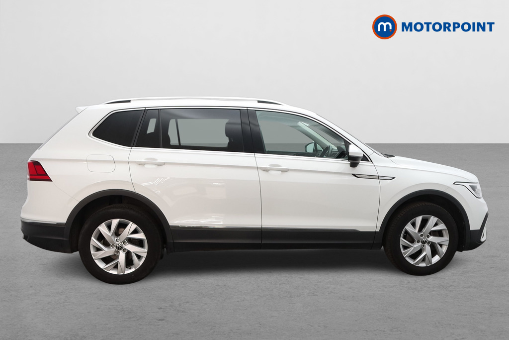 Volkswagen Tiguan Allspace Life Automatic Petrol SUV - Stock Number (1653329) - Drivers side