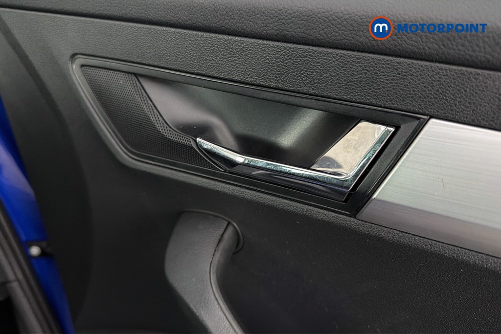Skoda Karoq Se Technology Manual Petrol SUV - Stock Number (1653650) - 42nd supplementary image