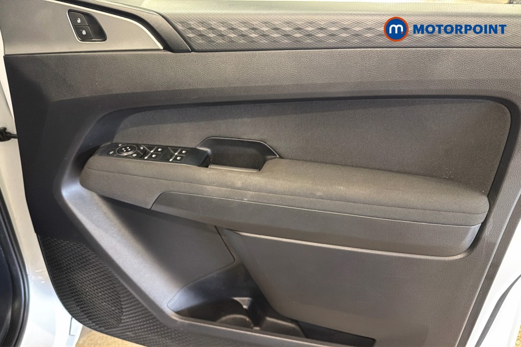 Volkswagen Amarok Life Manual Diesel Double Cab Pick-Up - Stock Number (1654042) - 19th supplementary image