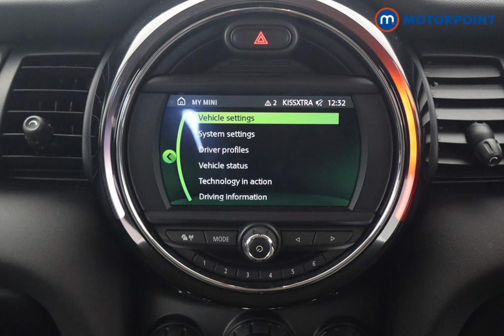 Mini Hatchback Cooper Manual Petrol Hatchback - Stock Number (1654098) - 2nd supplementary image