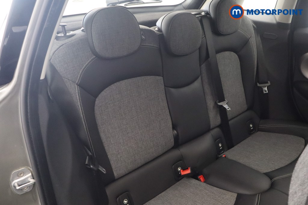 Mini Hatchback Cooper Manual Petrol Hatchback - Stock Number (1654098) - 13th supplementary image