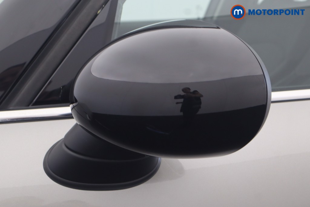 Mini Hatchback Cooper Manual Petrol Hatchback - Stock Number (1654098) - 30th supplementary image